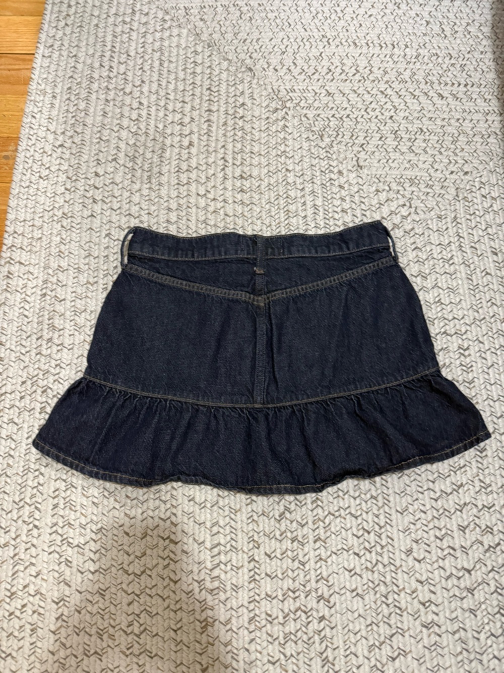 Abercrombie Mid Rise Drop-Waist Ruffle Denim Mini Skirt – Rinse Blue - Picture 8 of 9